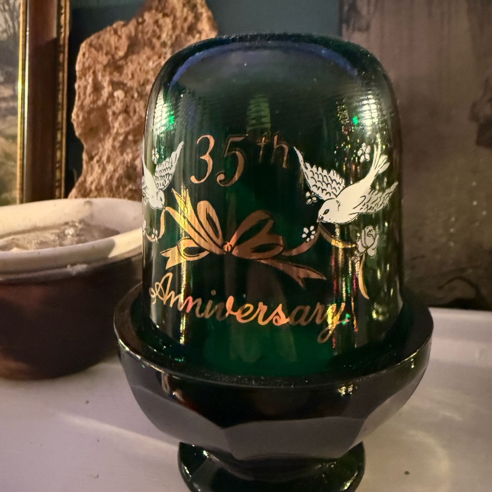 Viking Glass 35th Anniversary Green Fairy Lamp